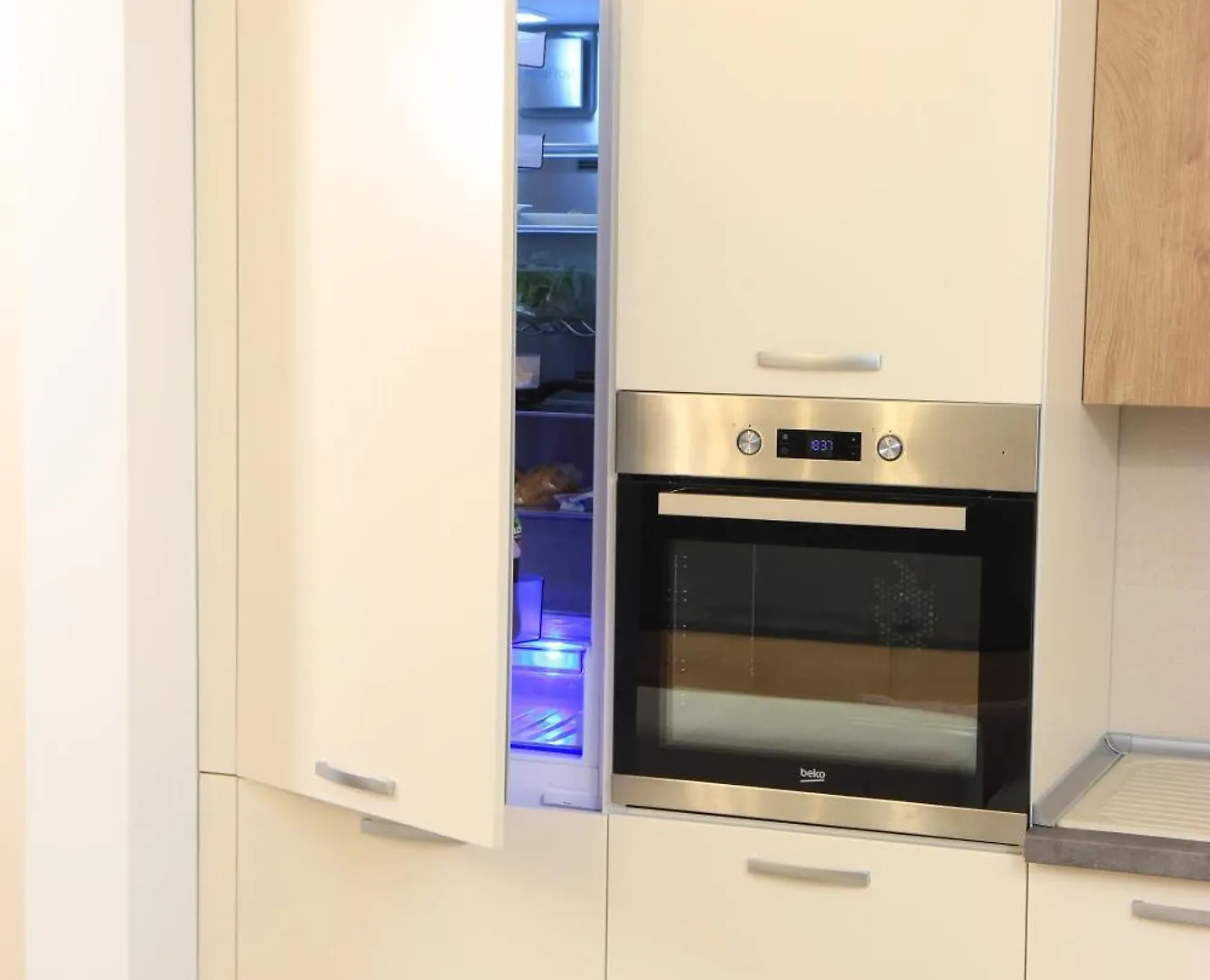 Amazing Apartment Bucharest Airport Self Check-In!! Otopeni