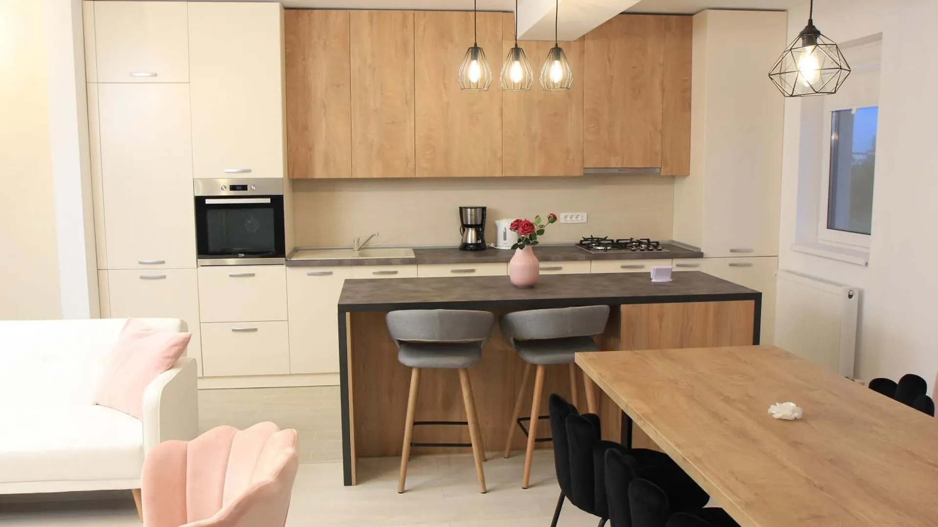 Amazing Apartment Bucharest Airport Self Check-In!! Otopeni Romania